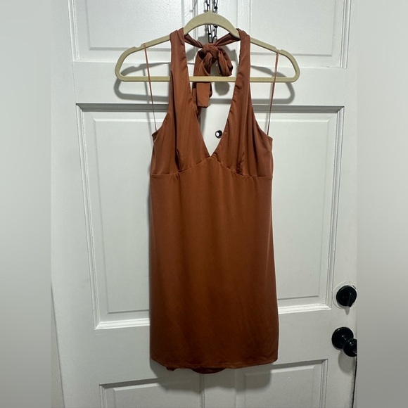 Abercrombie & Fitch Cowl Back Halter Mini Dress Size Large EUC - Picture 3 of 5